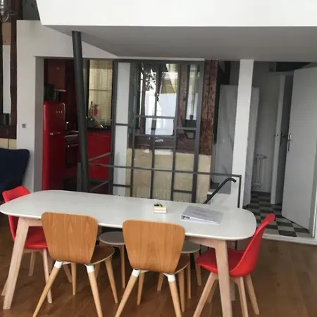 Apartment 70m2 Loft In The 10th Arrondissement