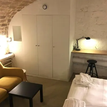 70m2 Loft In The 10th Arrondissement